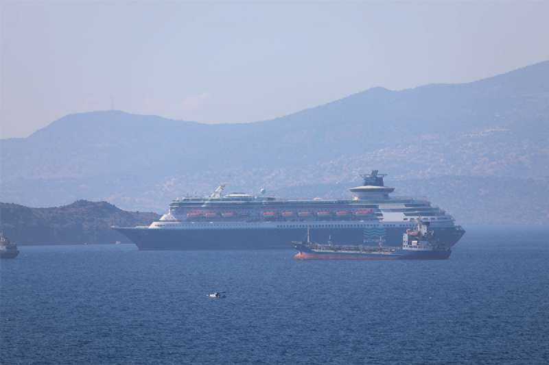 Passenger ships in Aliağa for dismantling