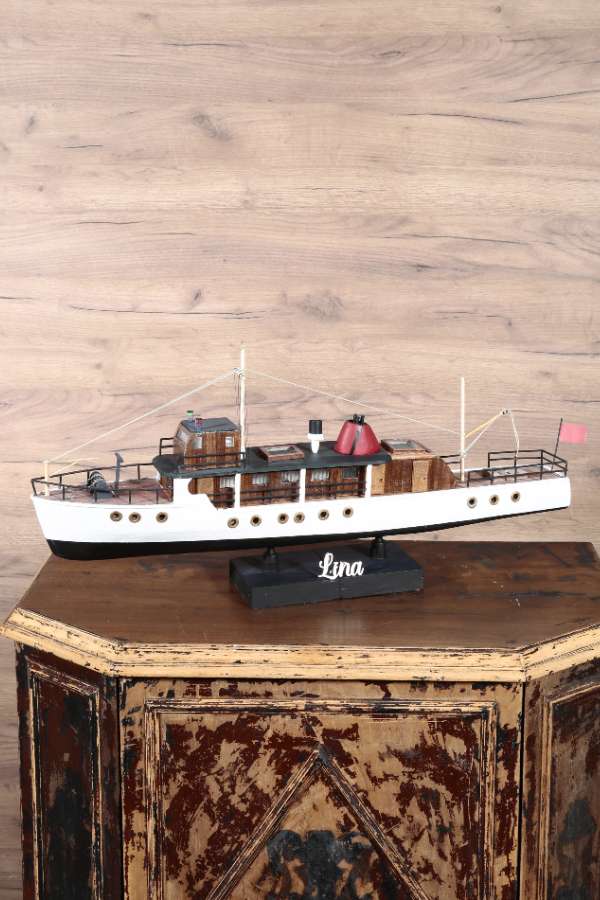 Lina Ship Model 
