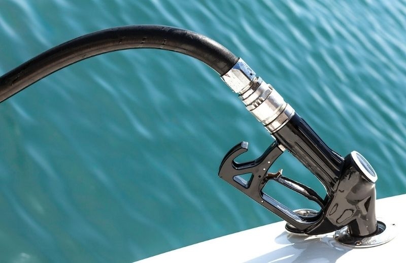 Information You Need To Know About Fuel Consumption When Renting A Boat